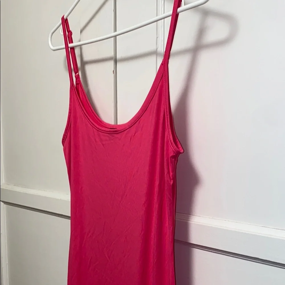 SHEIN BASICS Medium Pink Solid Form Fitted Slip Dress - Picture 9 of 10
